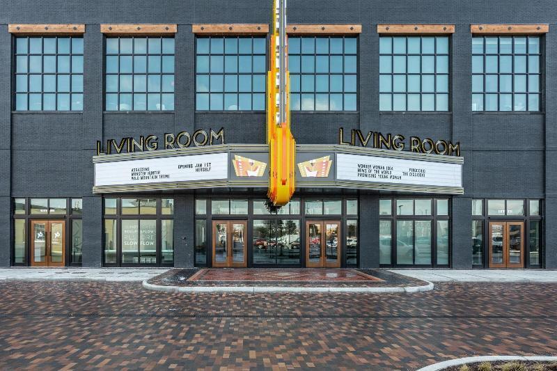 Bottleworks Hotel Indianapolis Exterior foto